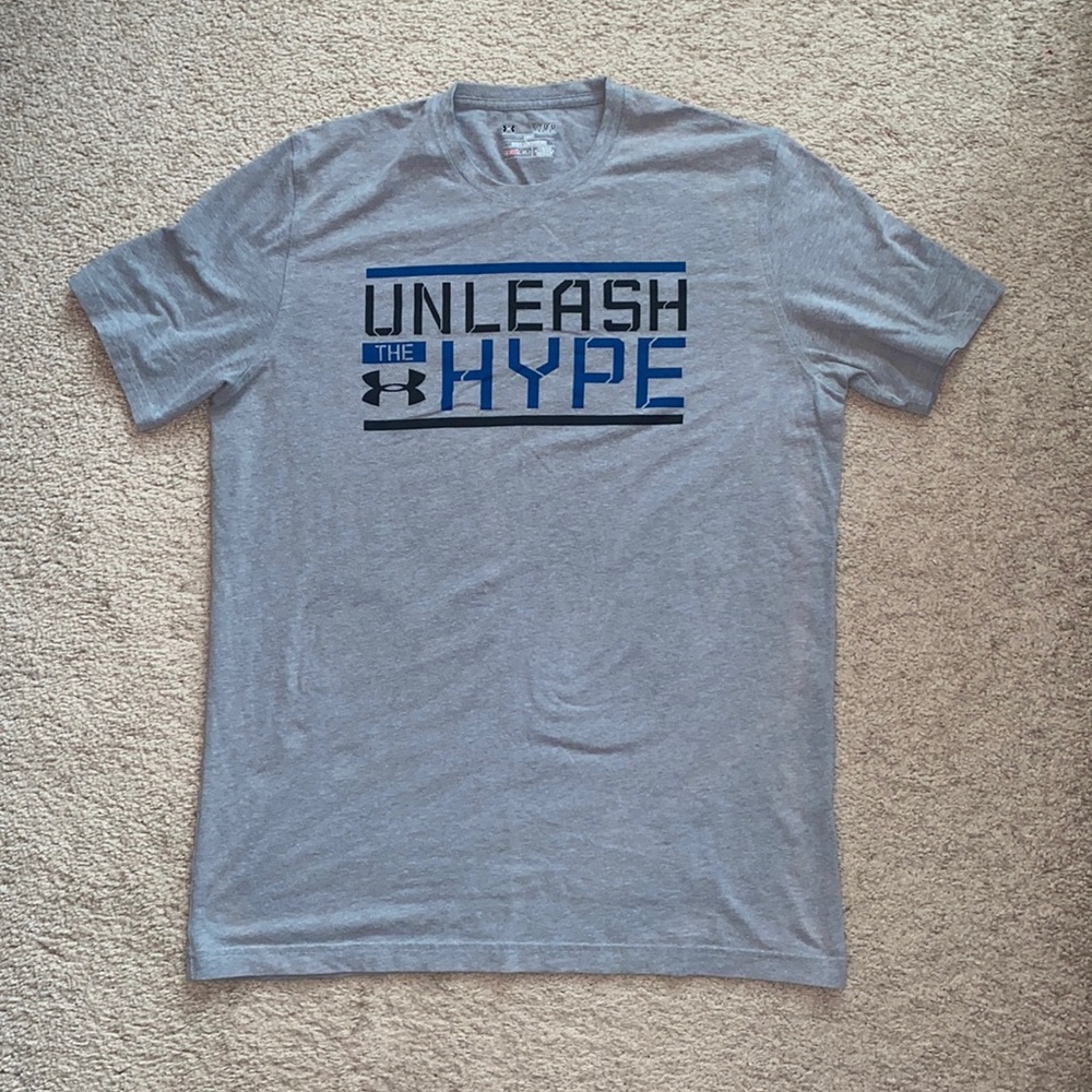 Under Armour T-shirt